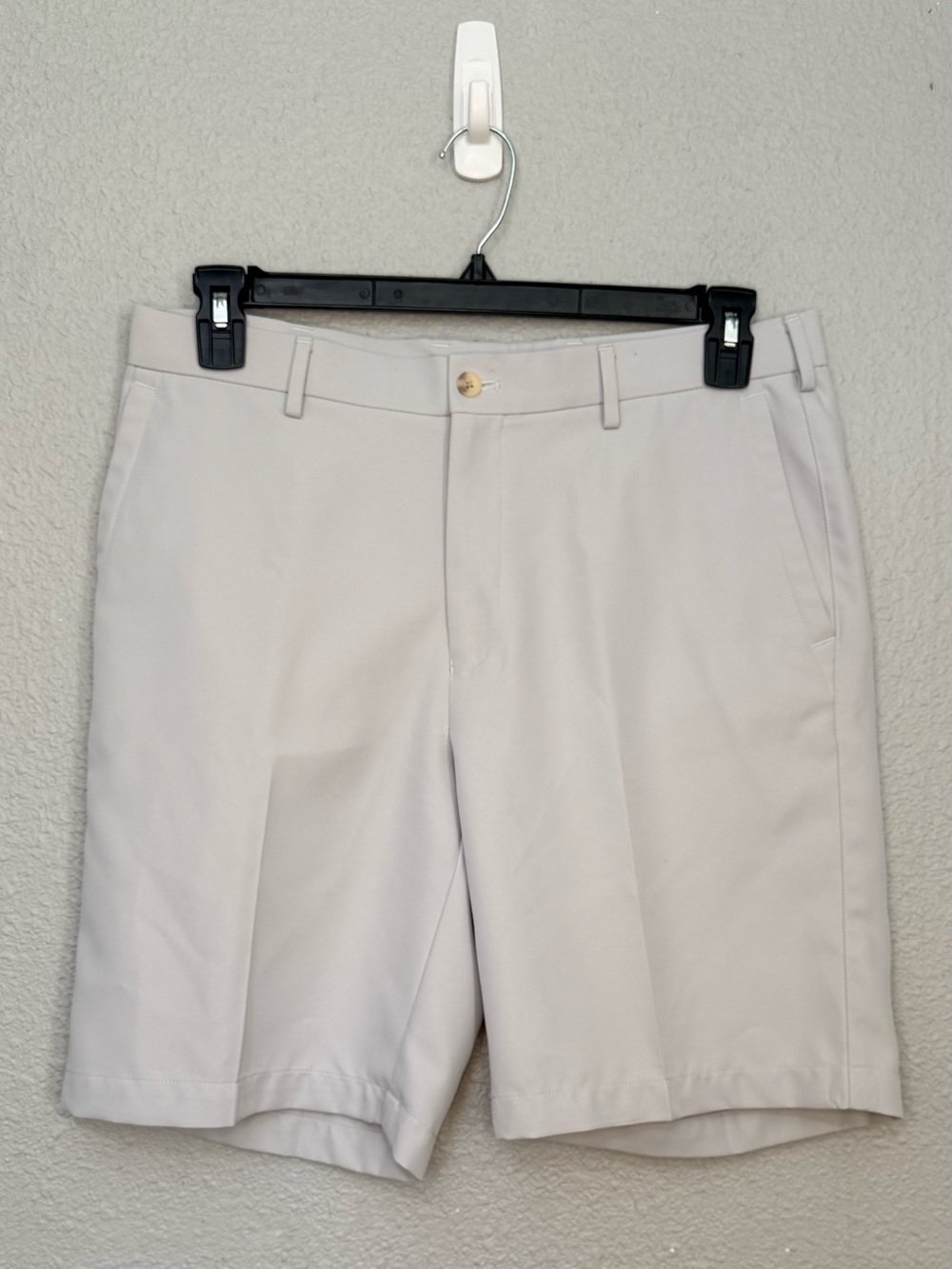 Peter Millar | Salem Performance Golf Shorts | Silver | Waist 33”